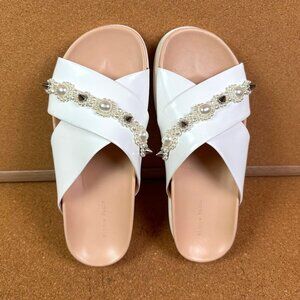 Simone Rocha White Leather Pearl and Spike Studded Sandal Slides in EU 36 / US 6
